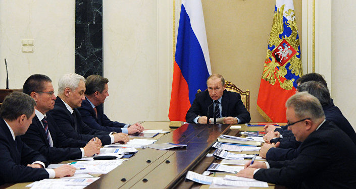 Президент РФ В. Путин провел совещание по вопросам развития электроэнергетики. Фото с места событий