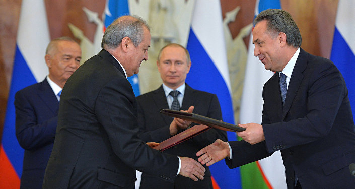 Подписание документов между Узбекистаном и Россией. Архивное фото