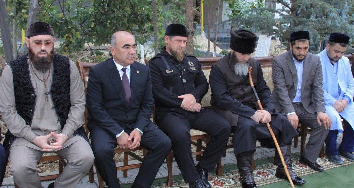 Рамзан Кадыров прибыл с визитом в Узбекистан и хочет увидеться с президентом